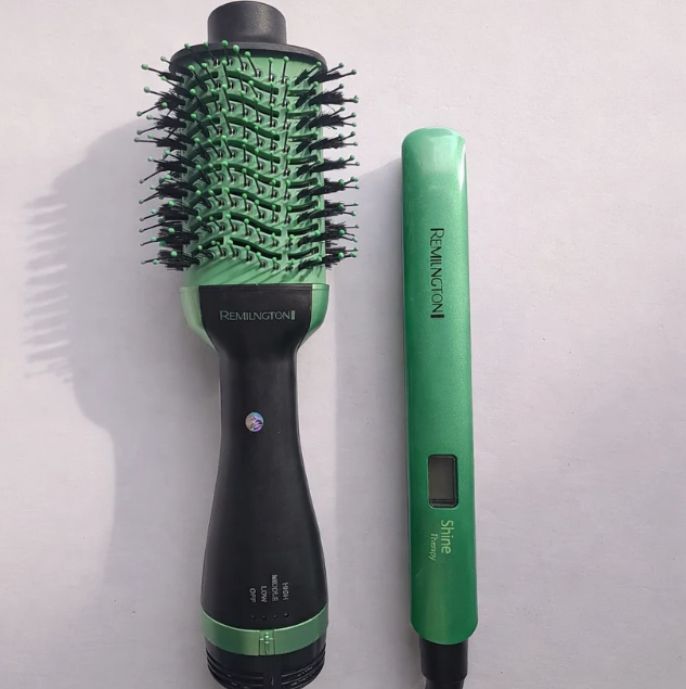 Combo Shine Therapy Avocado 3D Plancha + Cepillo Secador